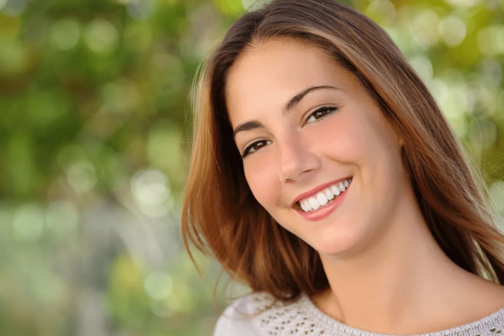 the importance of teeth whitening by professional